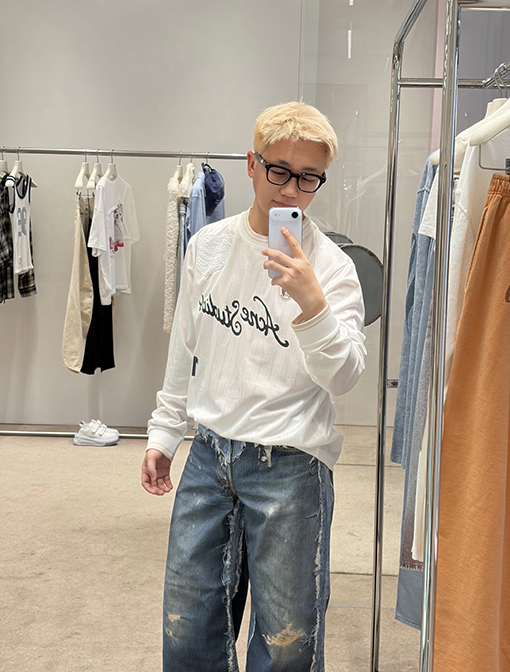 アクネストゥディオズ Acne Studios アップリケ刺繍入り長袖ジャージー