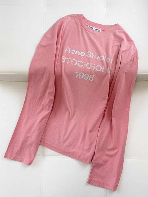 アクネストゥディオズ長袖シャツコピー Acne Studios スプレープリント 1996 ロゴ入り長袖シャツ