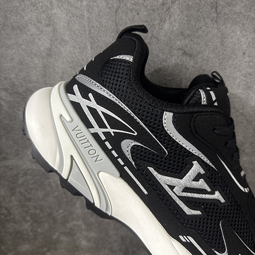 ルイヴィトンスーパーコピー Tatic Runner カジュアルランニングシューズシリーズ