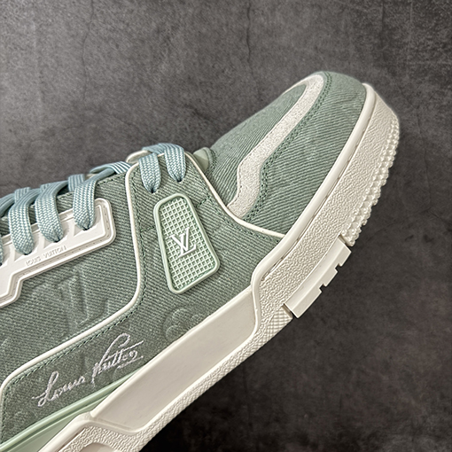 ルイヴィトンスーパーコピー LV Trainer ハイエンドスポーツシューズシリーズ