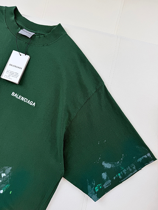 バレンシアガスーパーコピー手描きのグラフィティ刺繍入り半袖Tシャツ