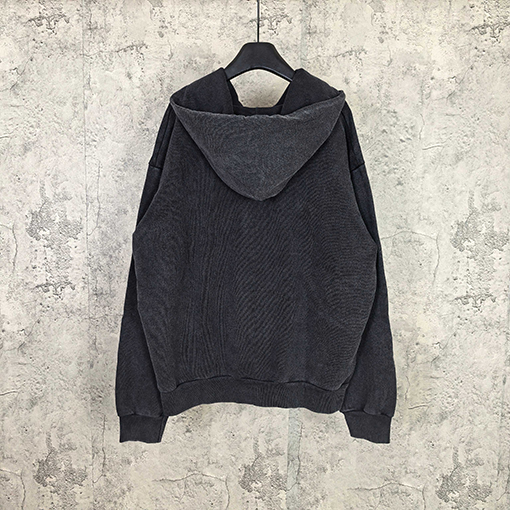 バレンシアガスーパーコピー BALENCIAGA ファッショナブルなダメージのロゴレターダイレクトプリントウォッシュとヴィンテージ風ジップアップパーカー