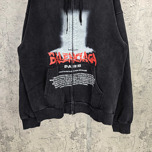 バレンシアガスーパーコピー BALENCIAGA ファッショナブルなダメージのロゴレターダイレクトプリントウォッシュとヴィンテージ風ジップアップパーカー