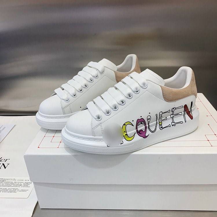 アレキサンダーマックイーンAlexander McQueen レディース メンズ スニーカー  シューズ