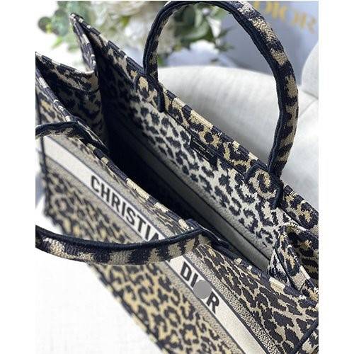 ディオール偽物M1286 D Book Tote トートバック