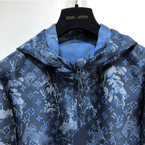 【ルイヴ*トン】ジャケット　アウター   