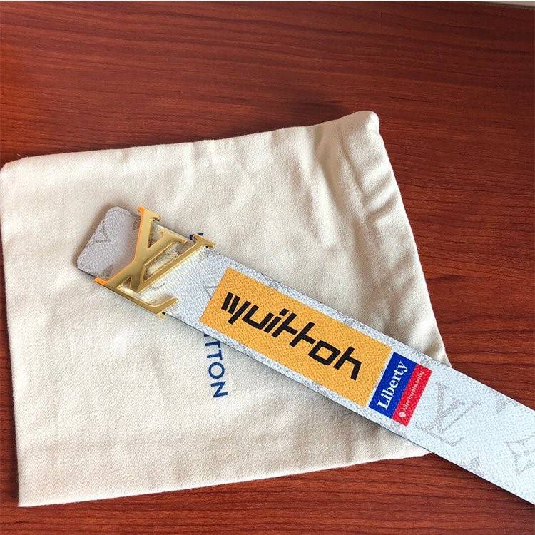 ルイヴィトンコピー  ベルト思ったよりも派手すぎず、きれいだと思います。