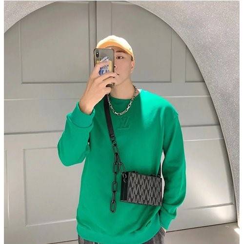 【ルイヴ*トン】メンズ レディース 長袖　スウェットTシャツ 