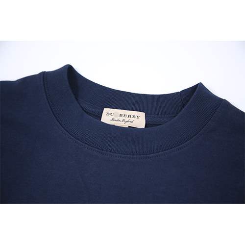 バーバリー偽物 メンズ レディース 長袖　スウェットTシャツ
