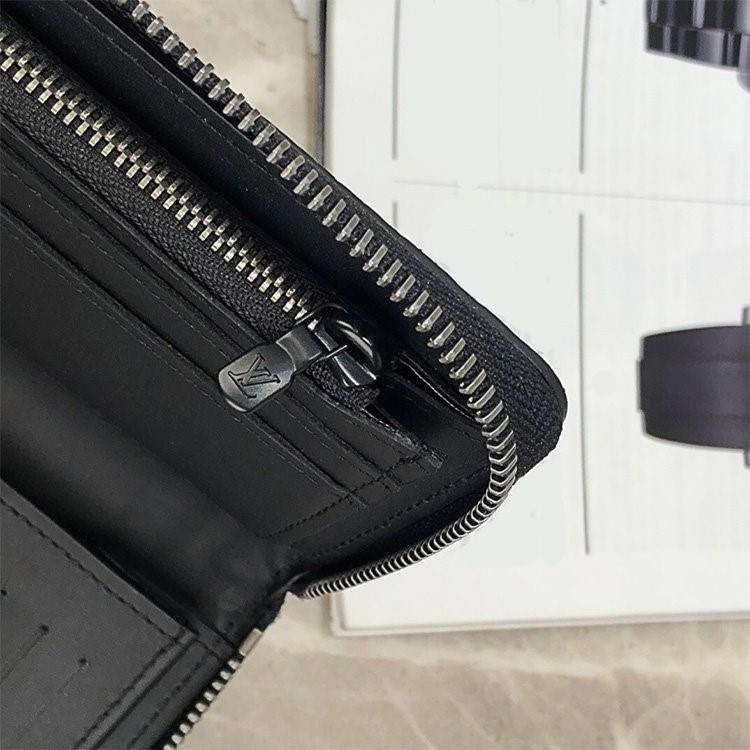 ルイヴィトンスーパーコピージッピー バーチカル ウォレット M69047 AN490ファスナ付き  高品質 長財布