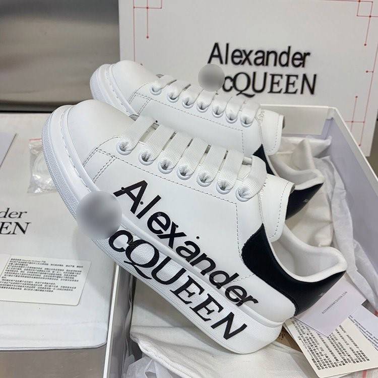 アレキサンダーマックイーンAlexander McQueen レディース メンズ スニーカー   シューズ