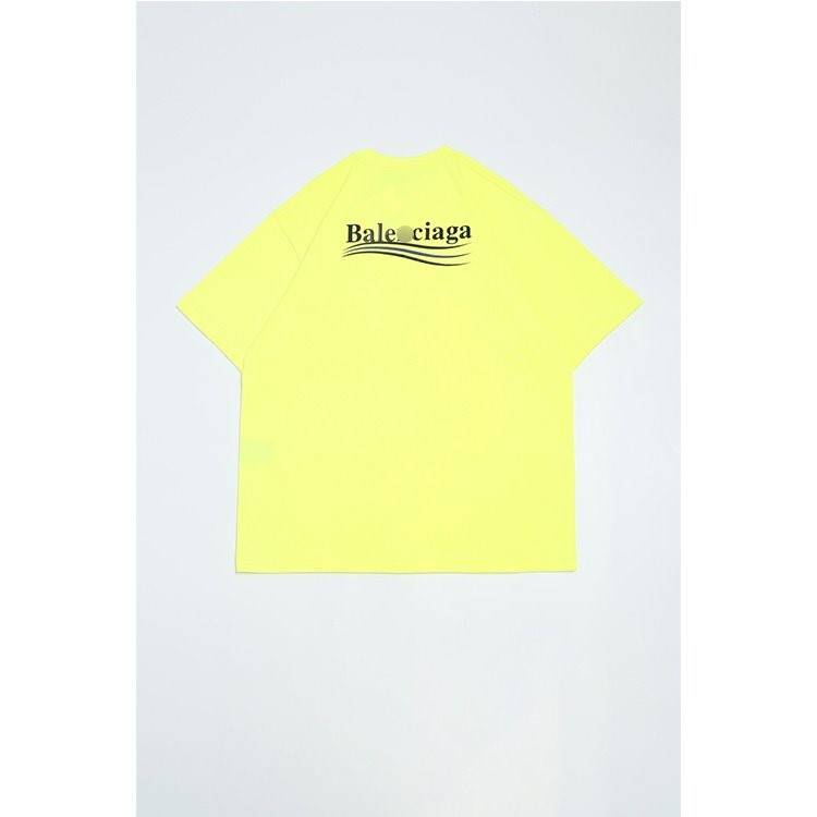 【バレンシアガ】 メンズ レディース 半袖Tシャツ    