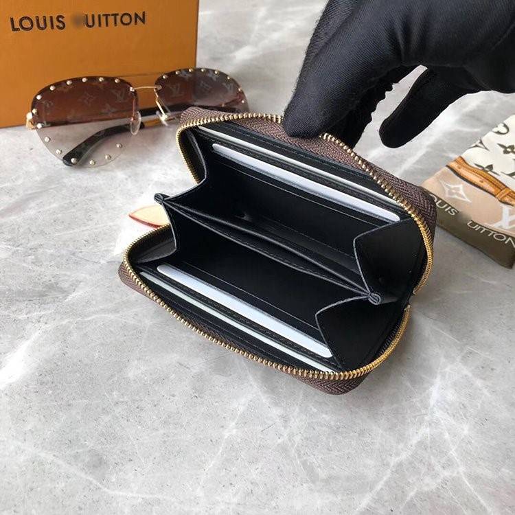 ルイヴィトンコピーM67690 財布 ファスナ付き 小銭入れ コインケース