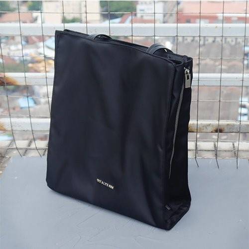 1017ALYX9SM スーパーコピ tote トートバッグ