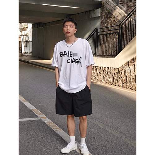 【バレンシアガ】メンズ レディース 半袖Tシャツ 