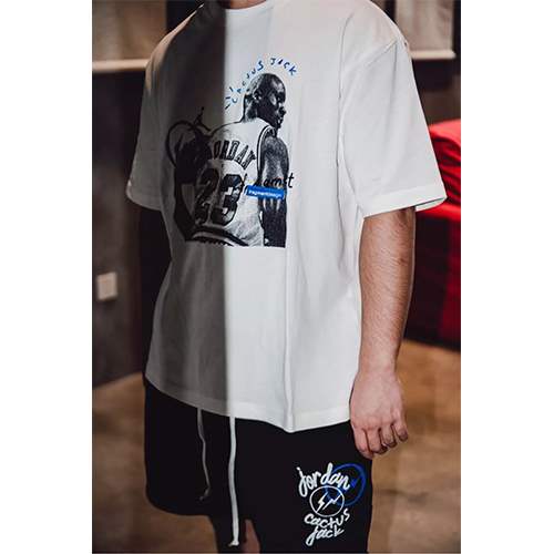 【TRAVIS SCOTT】×【FRAGMENT】×【JORDAN】メンズ レディース 半袖Tシャツ 