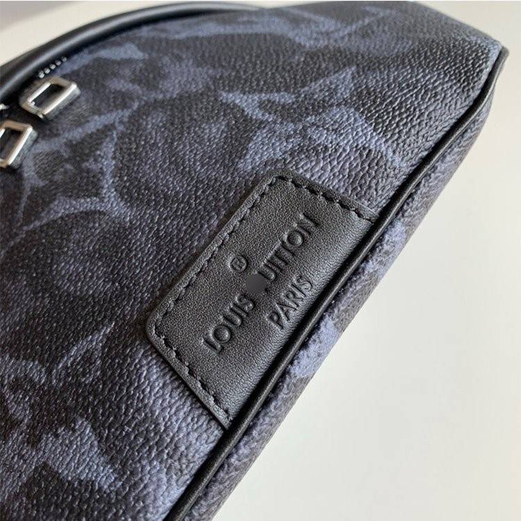 ルイヴィトンスーパーコピーディスカバリー バムバッグ ベルトバッグ M57276 新商品