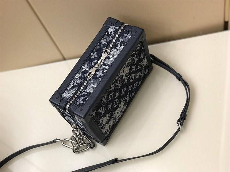 ルイヴィトンコピーM57283 SOFT TRUNKデニム ソフト トランクバッグ