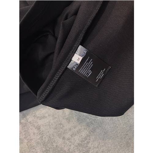 バレンシアガ コピー  メンズ レディース 半袖Tシャツ