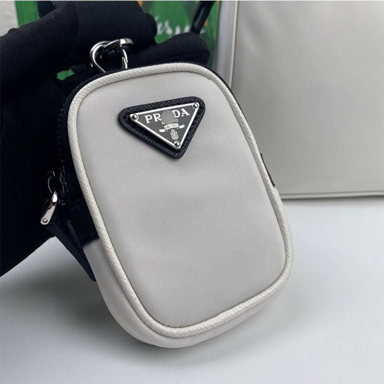 プラダコピー高品質  ショルダー バック