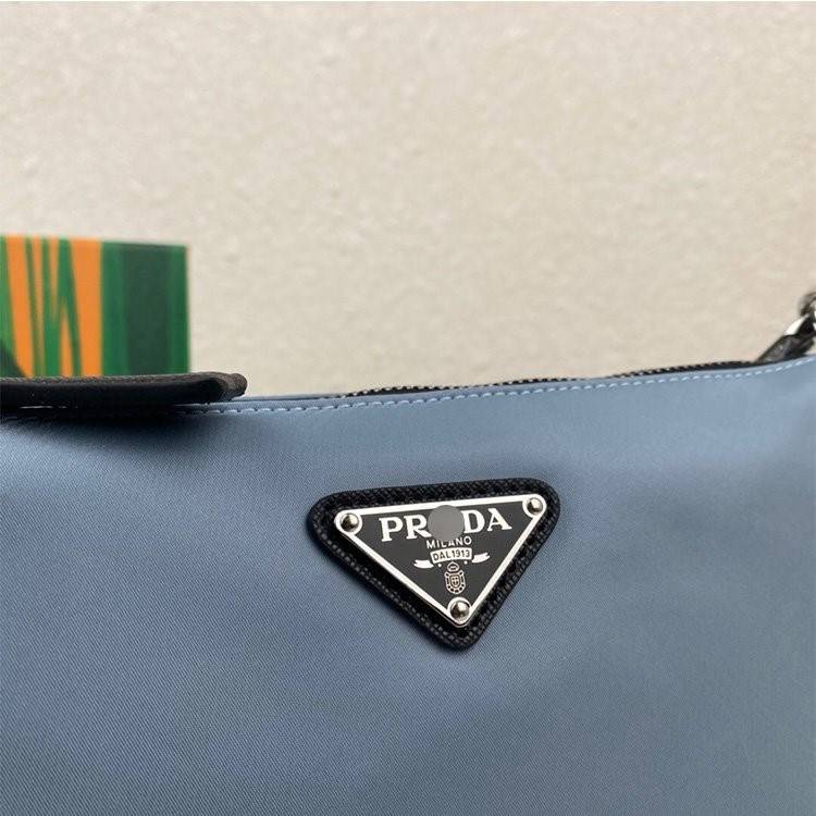 プラダコピー高品質  ショルダー バック