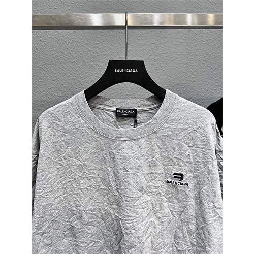 【バレンシアガ】メンズ レディース 半袖Tシャツ 