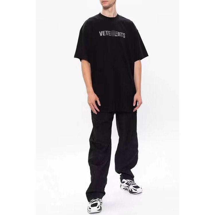 【ヴェトモンVETEMENTS】メンズ レディース 半袖Tシャツ 