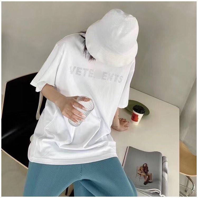 【ヴェトモンVETEMENTS】メンズ レディース 半袖Tシャツ 