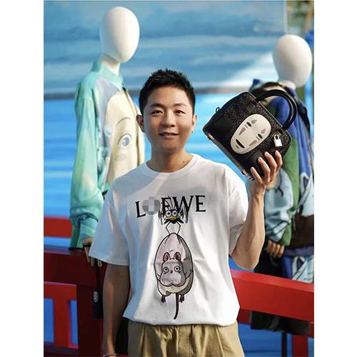 ロエベ偽物メンズ レディース 半袖Tシャツ