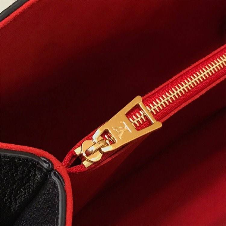 ルイヴィトンスーパーコピーロックミー ショッパー バッグ M57345