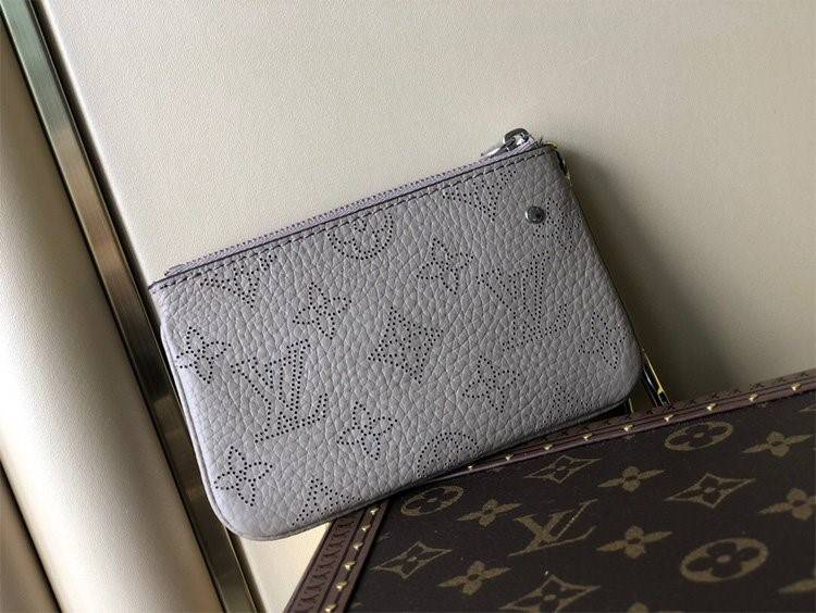 ルイヴィトンスーパーコピーM69508 高品質 財布 ファスナ付き
