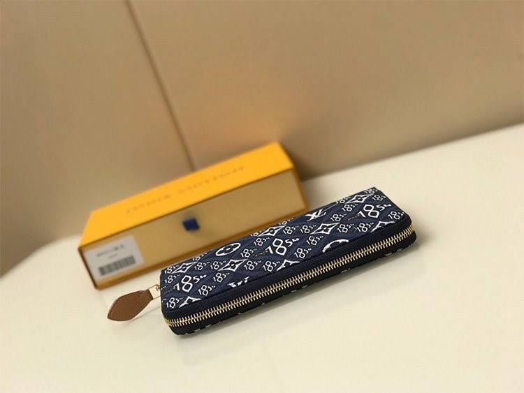 ルイヴィトンコピーM80212 SINCE 1854 ZIPPY WALLET  高品質  財布 ファスナ付き  長財布 メンズ レディース