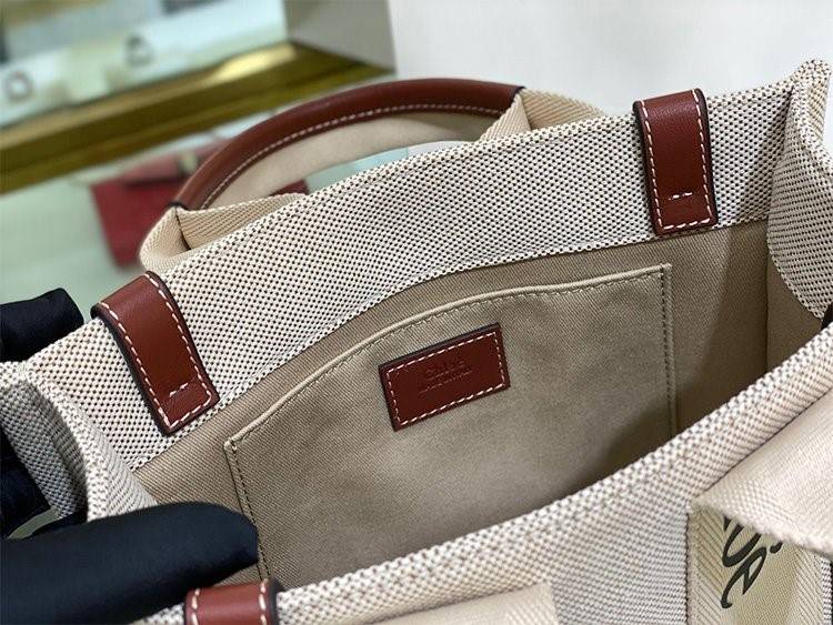 【クロエ 】トートバックSサイズ 