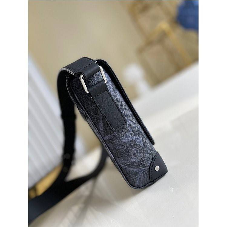 ルイヴィトンコピートランク メッセンジャー TRUNK MESSENGER M57271