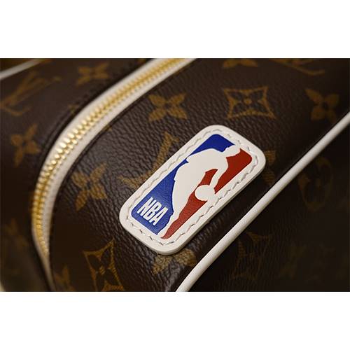 ルイヴィトンスーパーコピー× NBA M85149  高品質 セカンドバッグ