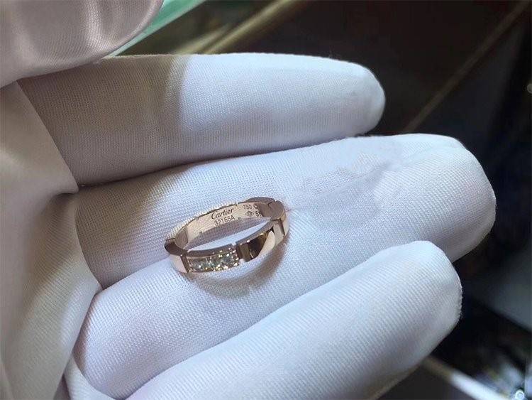 カルティエ偽物18Kゴールド+南アフリカダイヤモンド リング　指輪 アクセサリー