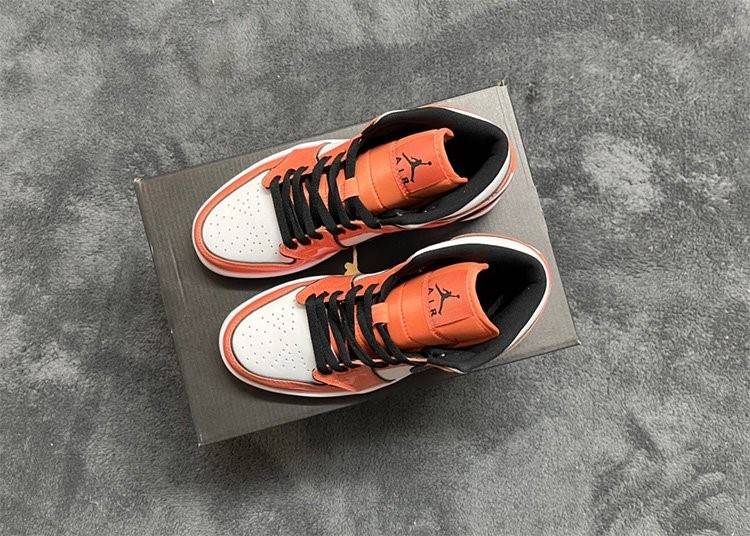 【ナイキ】 AJ1  Mid "Turf Orange" メンズ レディース  スニーカー  