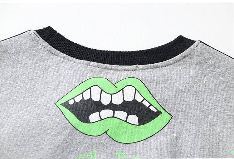 【クロムハーツ】メンズ レディース 長袖　スウェットTシャツ  