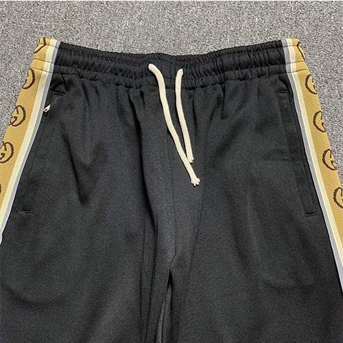 グッチスーパーコピーセットアップ　ジャケット スウェット パンツ