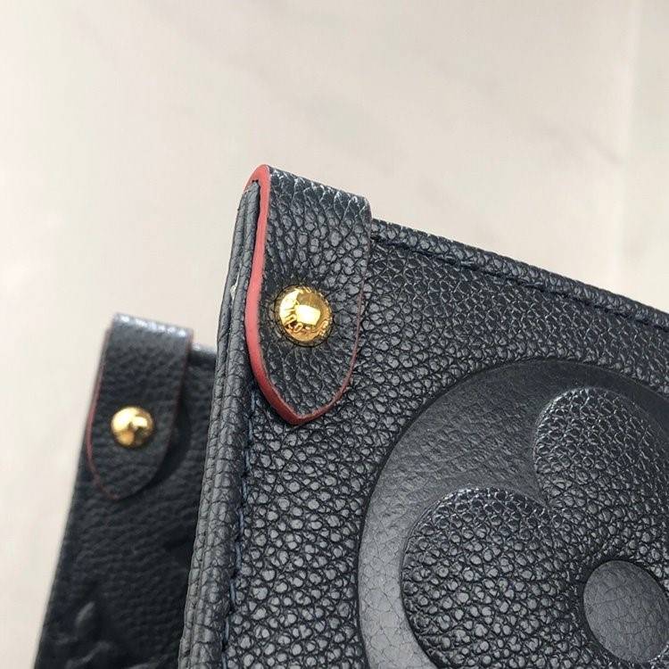 ルイヴィトンスーパーコピーM44576 オン・ザ・ゴー ジャイアント ロゴ 入荷