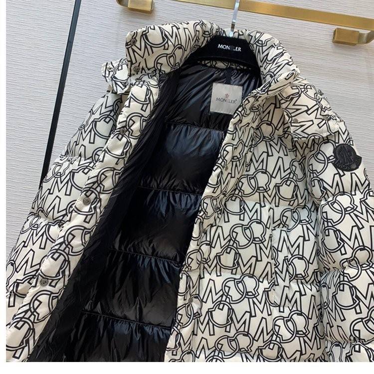 【モンクレール 】通常価格29|800円のところ特価19|800円にてご提供  秋冬　ダウンジャケットメンズ レディース  