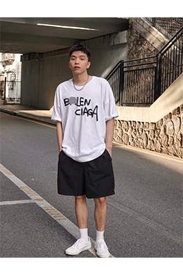 【バレンシアガ】メンズ レディース 半袖Tシャツ 