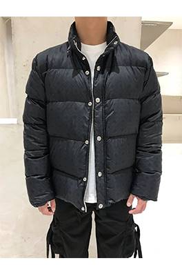 【クロムハーツ】秋冬　ダウンジャケット   