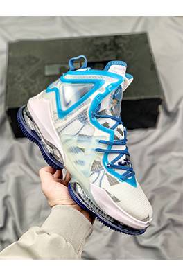 ナイキ偽物　LEBRON XIX ERメンズ   スニーカー