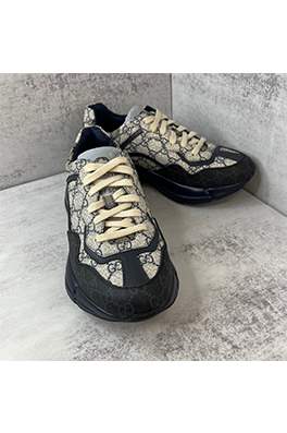 【グッチ】Guc Rhyton sneaker  メンズ レ...