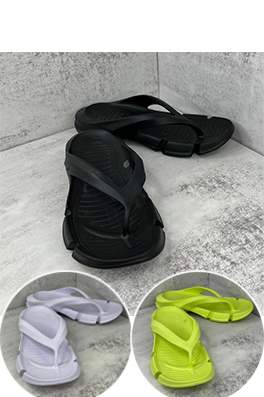 バレンシアガスーパーコピー Mold Thong Sandals メンズ サンダル