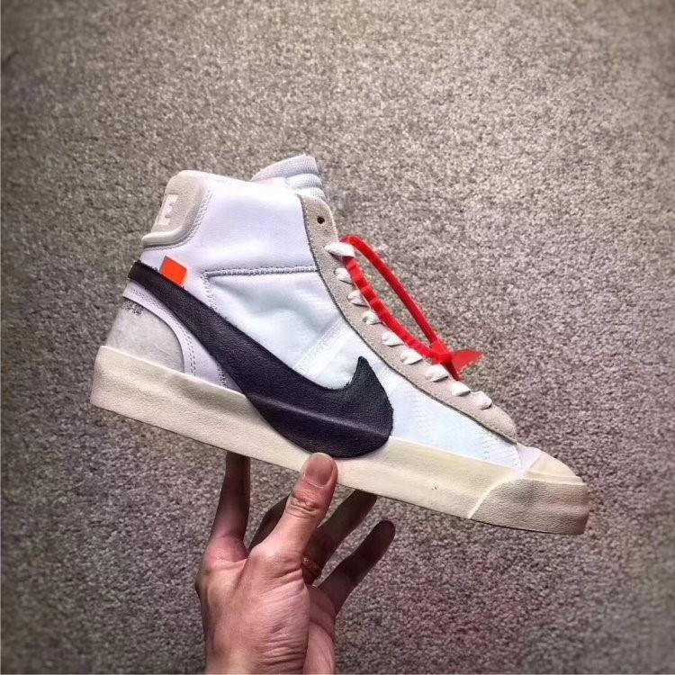 【オ*ホワイト OFF WHITE】OFF-WHITE X AIR MAX ブーツメンズスーパーブランド　 