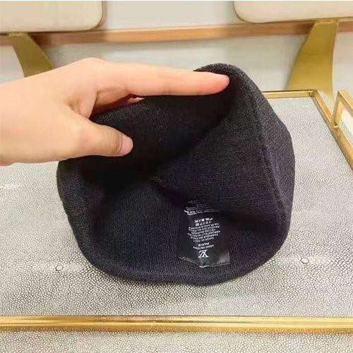 【ルイヴ*トン】 ニット 帽子  