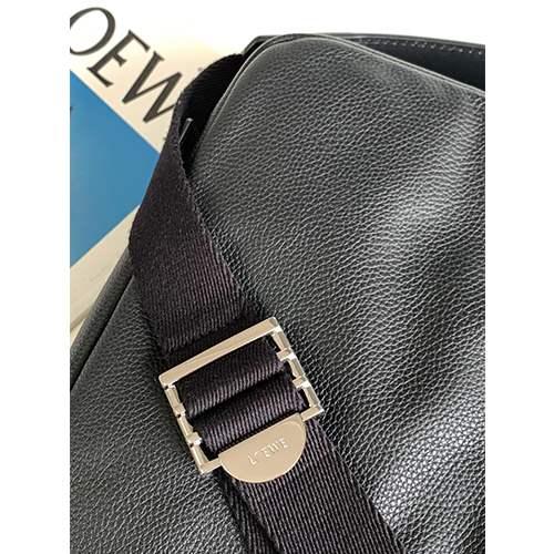 ロエベ偽物military messenger  ショルダー バック
