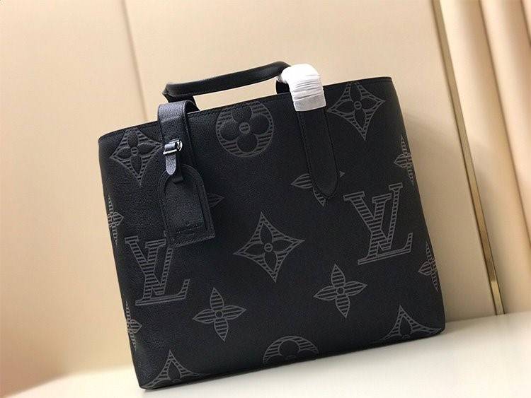 ルイヴィトンスーパーコピーM57290 CABAS VOYAGE  高品質 トートバック